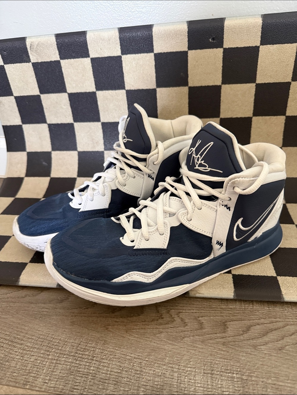 Nike Kyrie Infinity